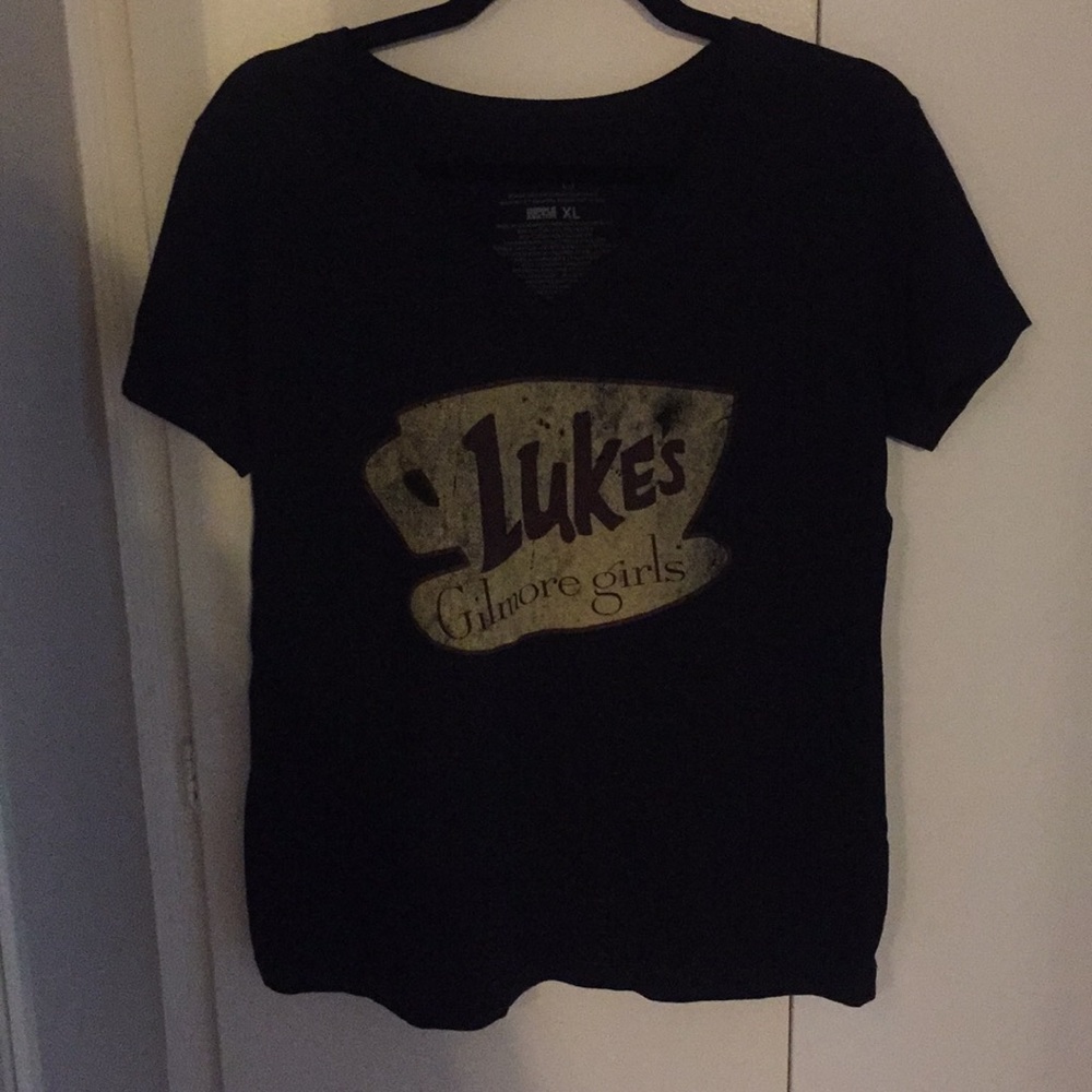 Gilmore Girls Luke’s Diner Black V-Neck